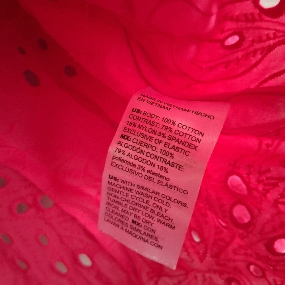 Chico's NWT Solid Pink Emb T oidered Flower Eyelet Button Down Pink Bromeliad 20 - Picture 6 of 7